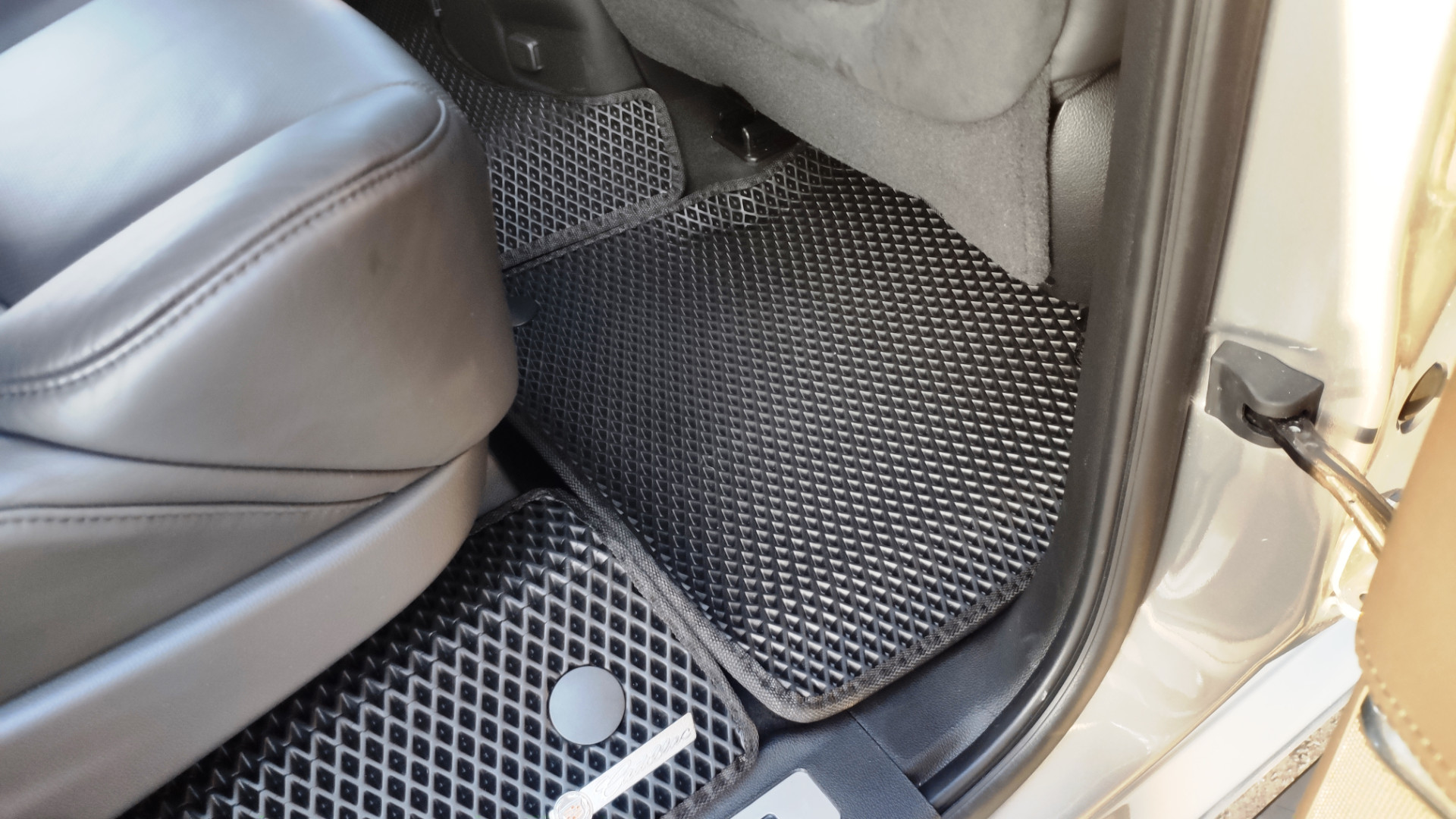 EVA автоковрики для Cadillac Escalade IV 7 мест 2015-2021 Нестандарт — IMG_20210326_175935